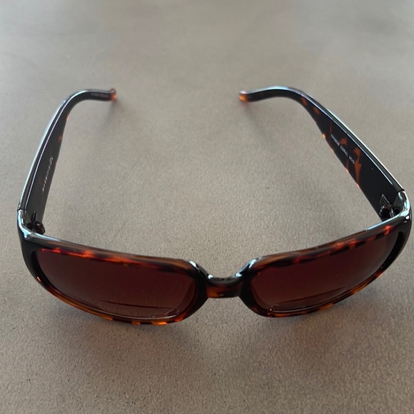 Magnivision Accessories Like New With Case Magnivision Sunglasses